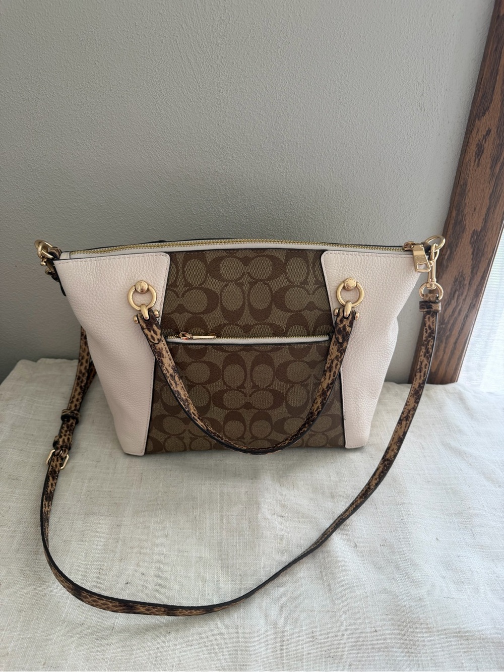 Coach Kacey White Snakeskin Satchel Crossbody Bag In Blocked Signature Canvas - Picture 9 of 15